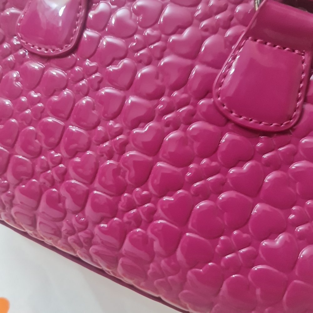 NEW Folli Follie Crossbody Heart❤Textured Bag - Picture 6 of 13